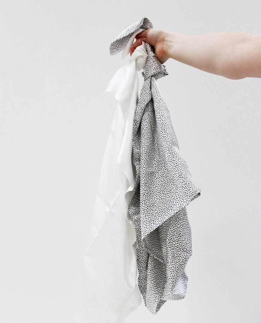 Silk Pillowcase Spotty Dots