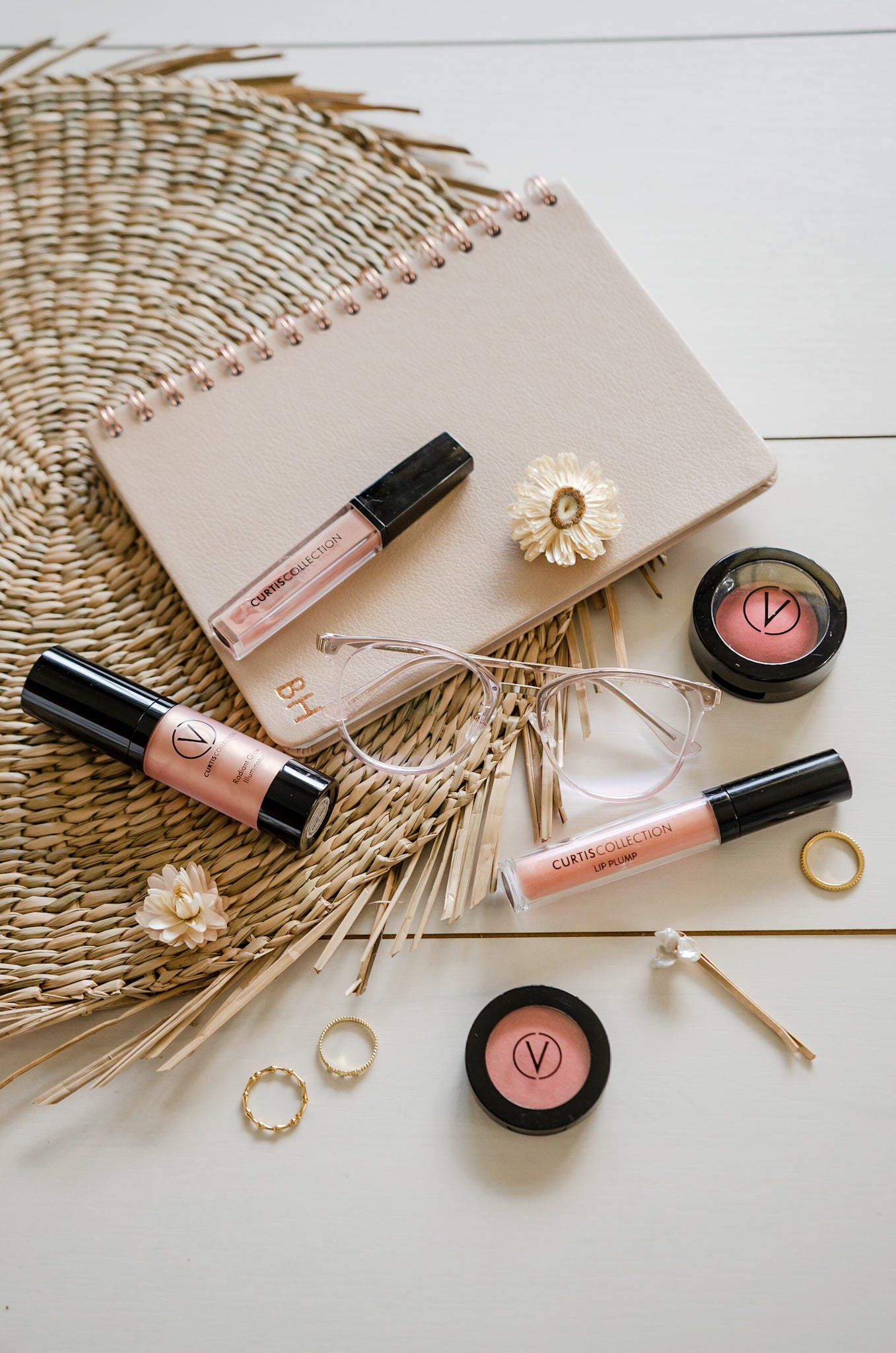 Radiant Glow Illuminator - Rose Gold